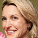 a close up of a woman